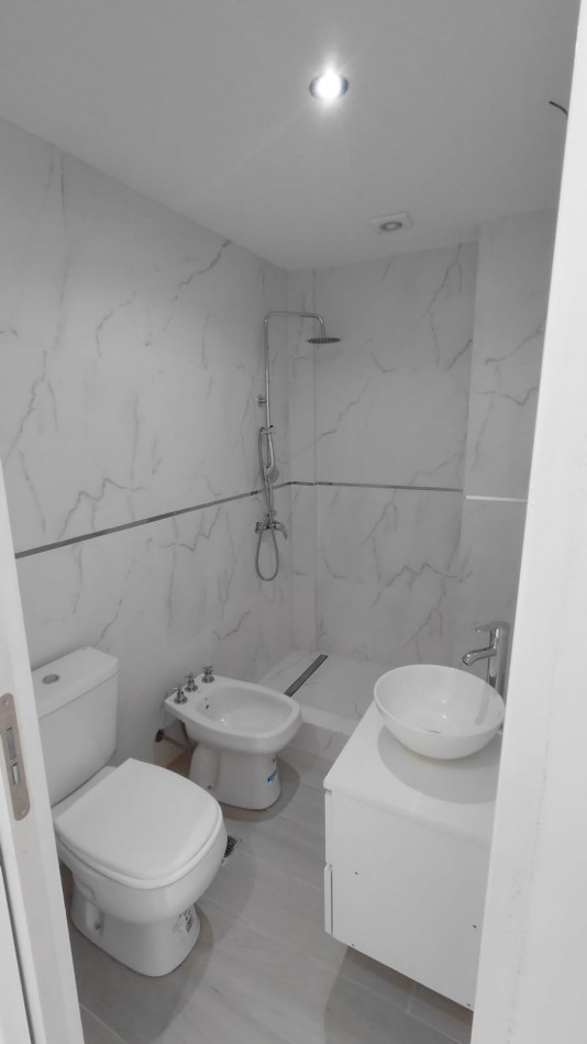  DEPARTAMENTO 2 AMBIENTES A ESTRENAR CON COCHERA